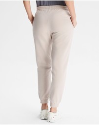 Kathmandu - Heritage Logo Slouchy LT BB Jogger Pants