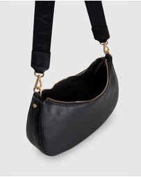 Evity - Clover Leather Shoulder Bag