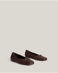 Witchery - Posy Flat