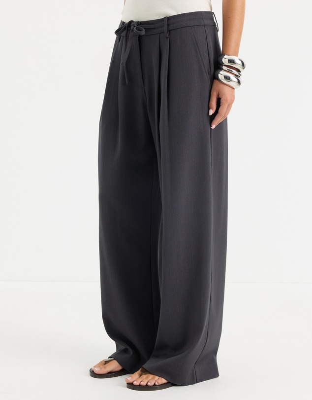Calli - Arden Mid Rise Tie Waist Pants