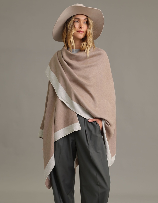 Morgan & Taylor - Leonora Poncho