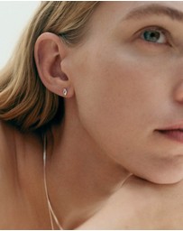 Kirstin Ash - Abode Heart Studs