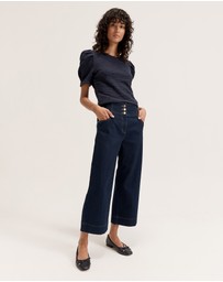 Review - Marina Top