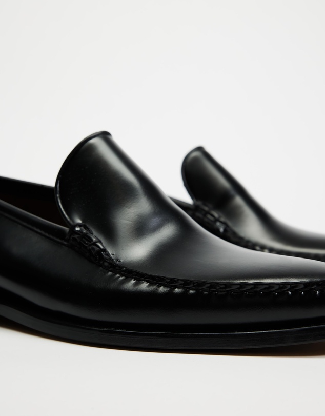 G. H. BASS - Cobra Venetian Loafers