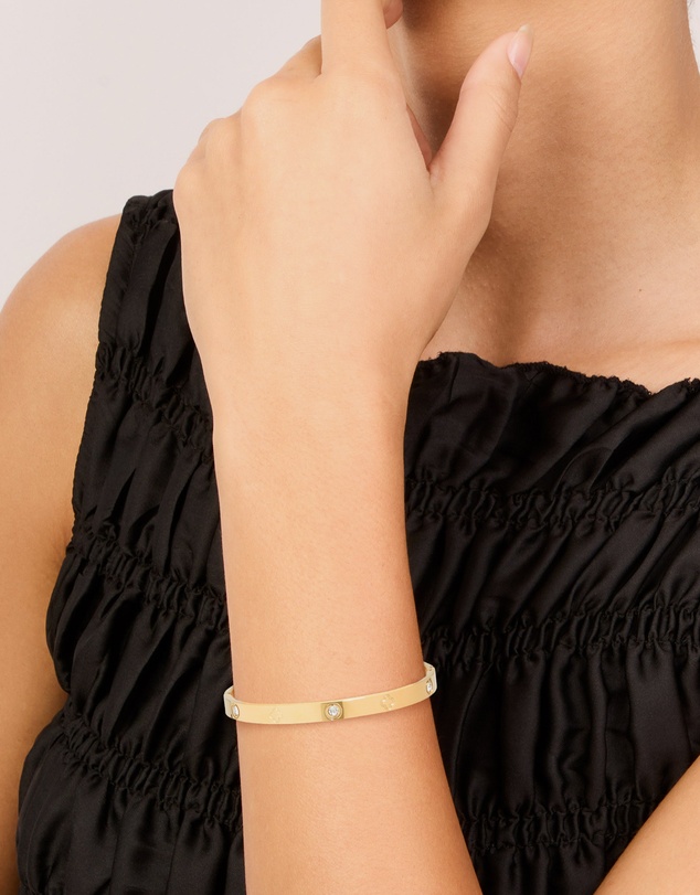 Lovisa - Waterproof Gold Plated Stainless Steel Cubic Zirconia Flower Bangle