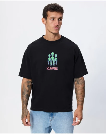 X-Large - Alien Trio Gorilla Fit Tee