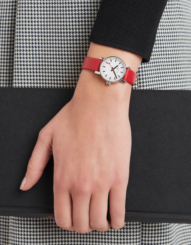 Mondaine - Official Swiss Railways evo2 Petite Watch