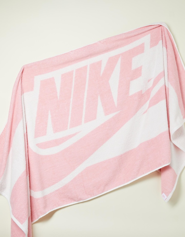 Nike - Club Pool Towel