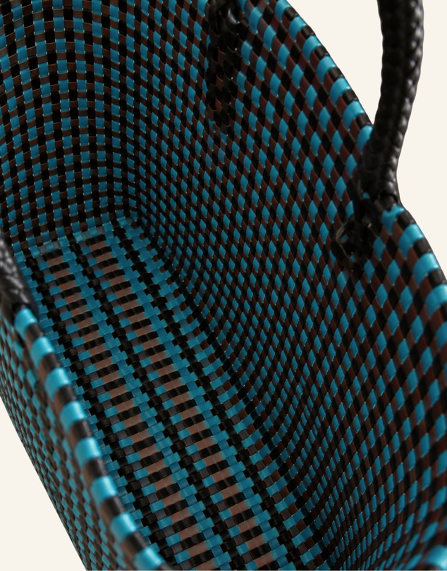 Mimmi Terra - Woven Traveller Tote Stromboli