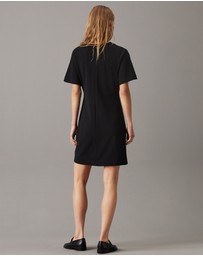 Calvin Klein - Tailored Viscose Shift Dress