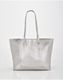 Cobb & Co - Elara Metallic Leather Tote