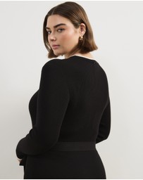 Atmos&Here Curvy - Maci Fitted Midi Knit Dress