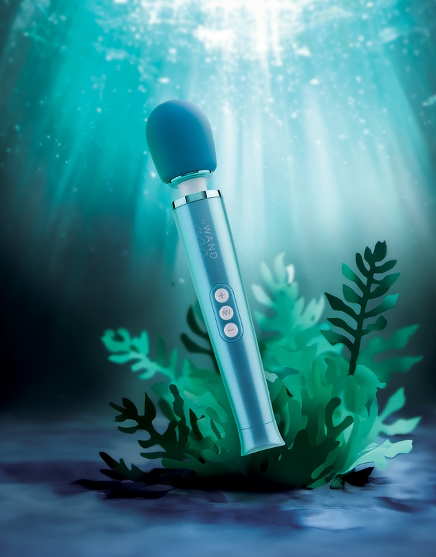 Le Wand - Le Wand Dive Submersible Rechargeable Vibrating Massager