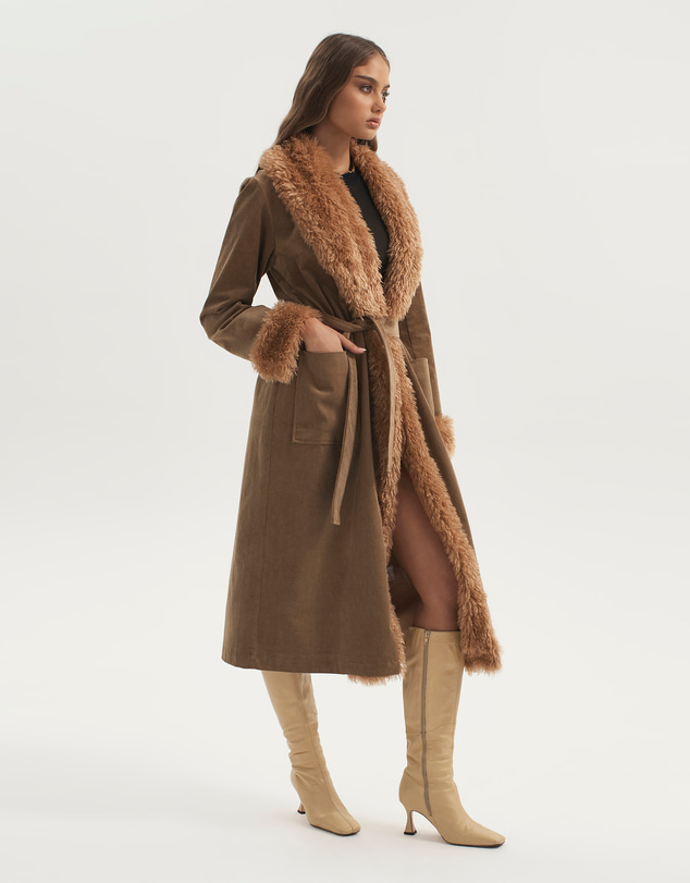 Ownley - Heaven Corduroy Fur Collar Coat