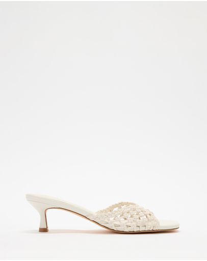 Vanilla Leather