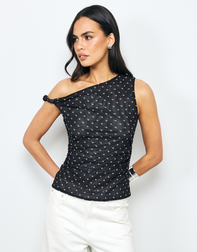 AERE - Chloe Mesh SS Off Shoulder Top