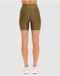 The Upside - 5in Oxford Spin Shorts