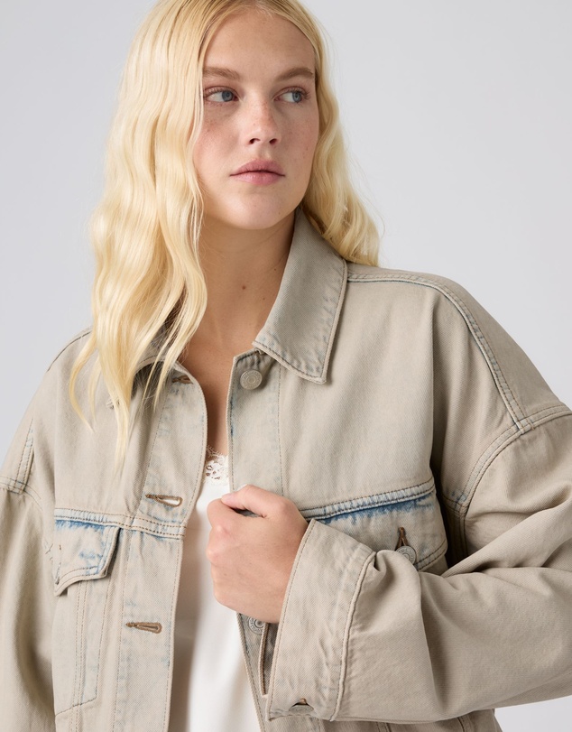 Levi's - Loose Crop Trucker