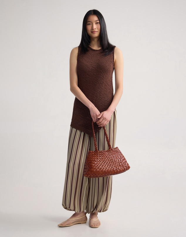 Oxford - Annalise Asymmetric Knit