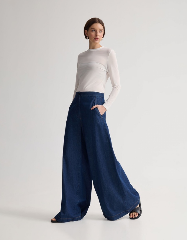 Oxford - Camilla Mesh Top