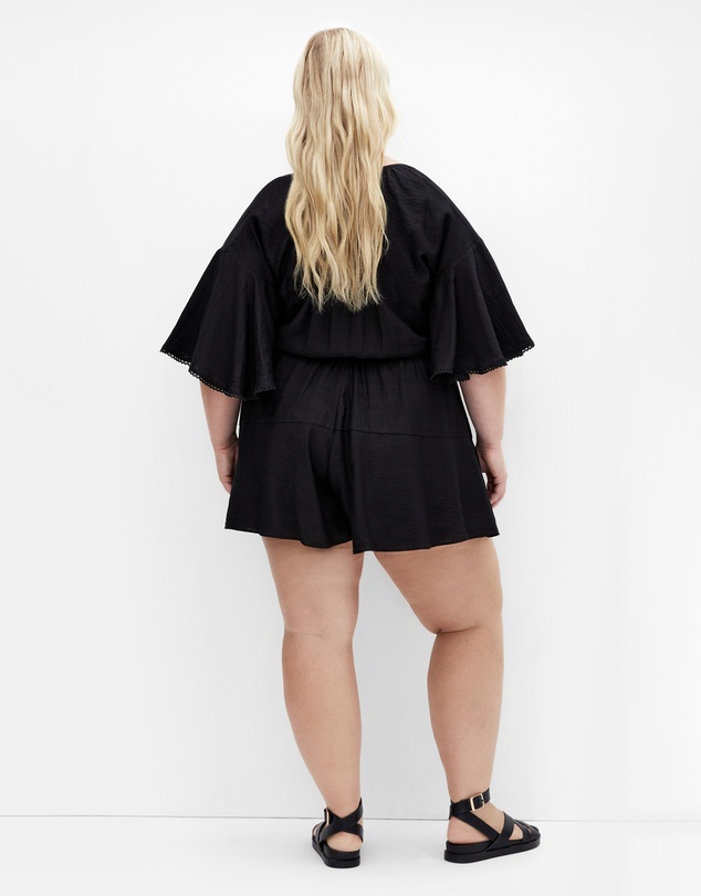 City Chic - Plus size Harlow Lace Playsuit - black