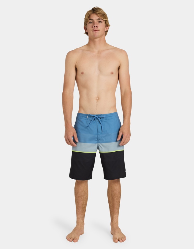 Quiksilver - Mens Everyday Padang Beach 20