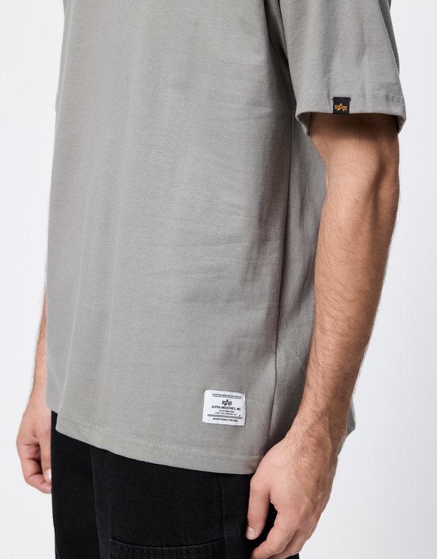 Alpha Industries - Essential Relaxed Fit Tee