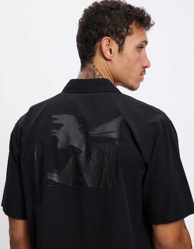 Former - Vivian Shunning SS Shirt