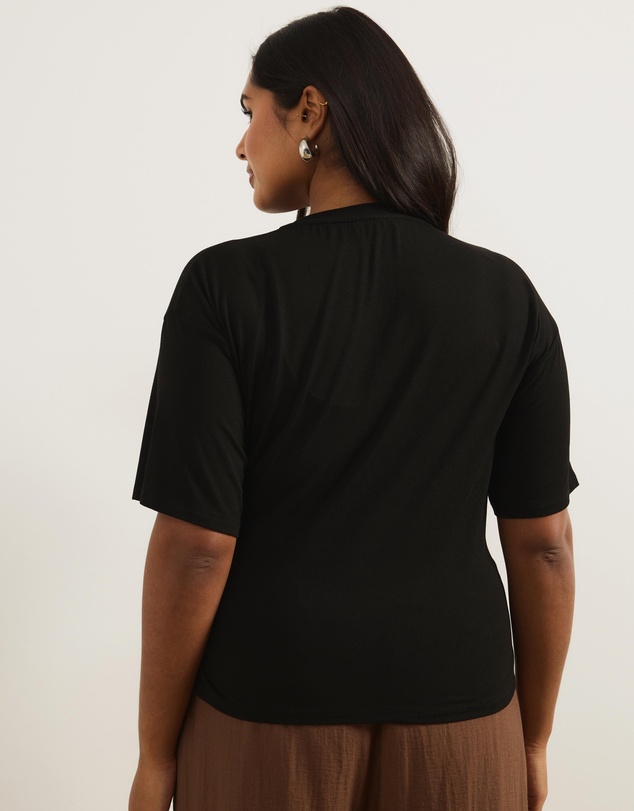 Atmos&Here Curvy - Freya Tie Front Short Sleeve T-Shirt
