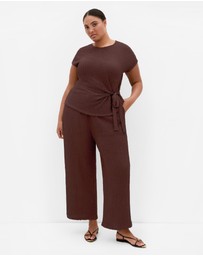 City Chic - Plus Size Zoie Side Tie Top - chocolate