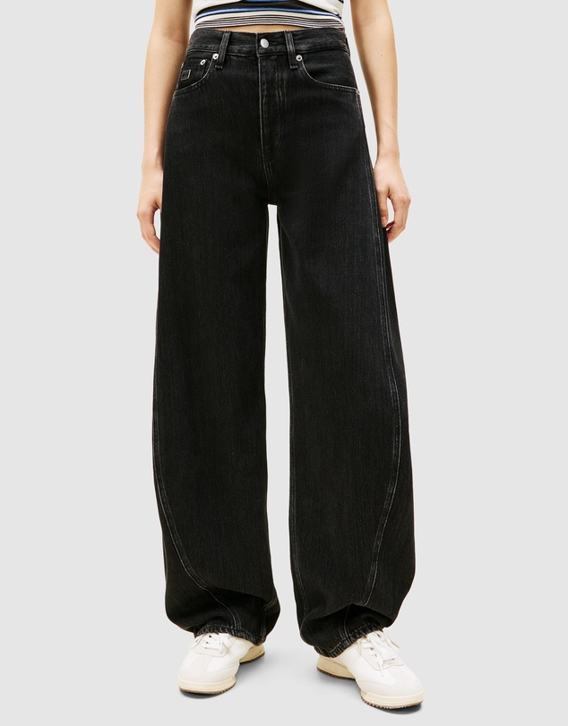 Tommy Jeans - Midrise Barrel Jeans
