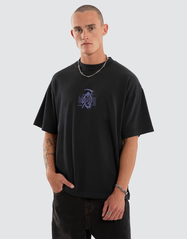 Kiss Chacey - Grim Street Tee