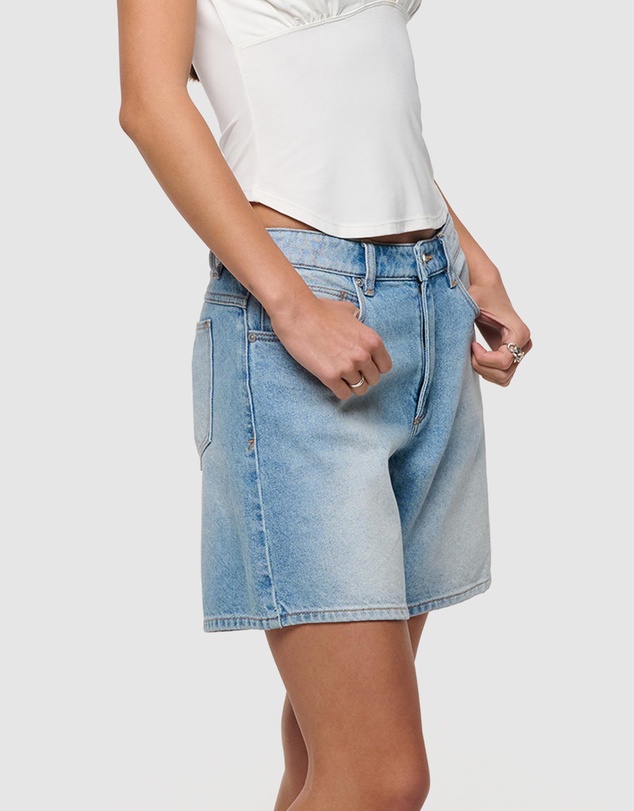 Abrand - Karlie Rcy Relaxed Shorts