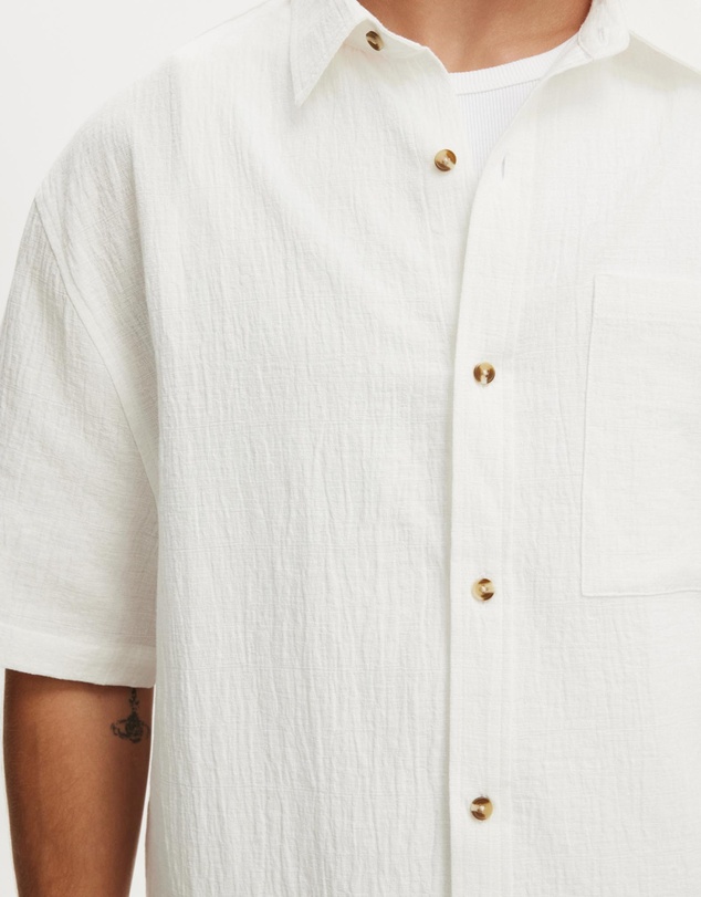 Cotton On - Boxy Fit Short Sleeve Shirt