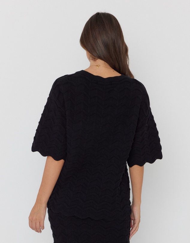 ALEXANDRA - Agape Top Black