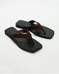 Dazie - Claudia Thongs