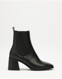 Atmos&Here - Quinn Leather Ankle Boots