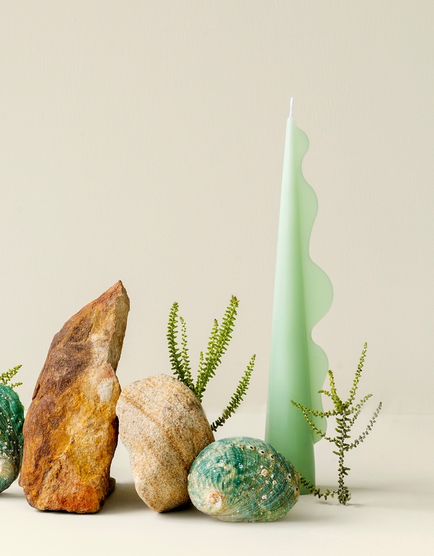 Black Blaze - Seaweed Pillar Candle
