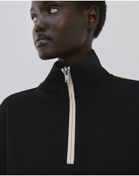 M.N.G - Pipin Sweatshirt
