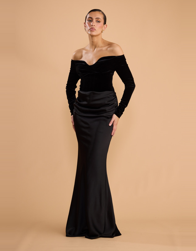 CATHERINE FERRARO - Elisabetta Gown