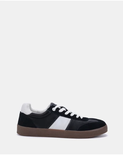 Clarks - Arles Black/White