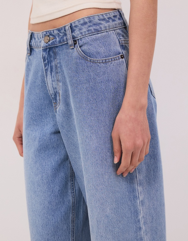 Calli - Gaia Mid Rise Wide Leg Jeans