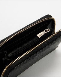GUESS - Laurel II Medium Zip Around