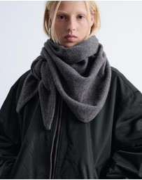 & Other Stories - Wool Triangle Scarf