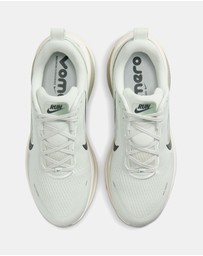 Nike - Vomero 18 - Men's