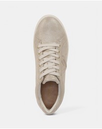 Vionic - Kearny Lace-Up Casual Sneaker - Soft Gold