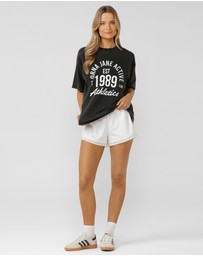 Lorna Jane - Sport Club Washed Boyfriend T-Shirt