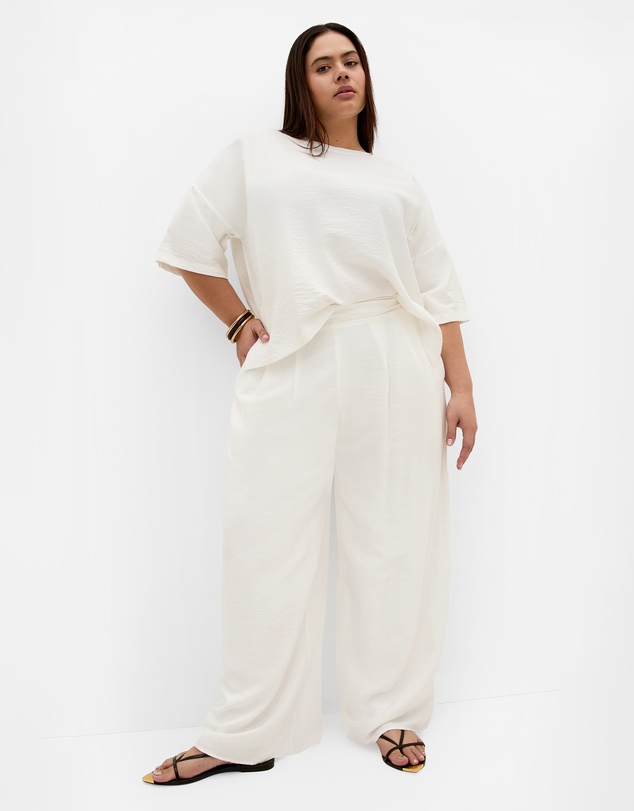City Chic - Plus size Alexi Relaxed Top - ivory