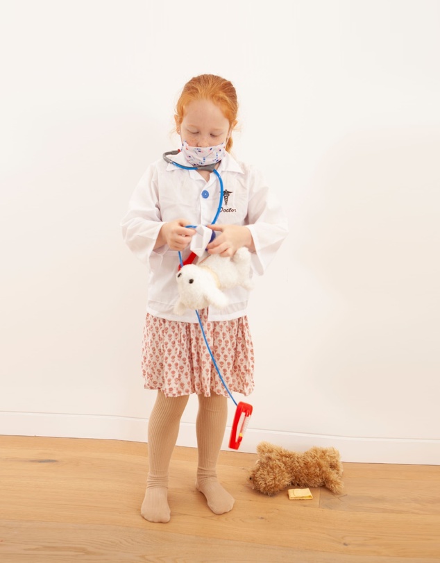 Bright Child - Dress Up Doctor
