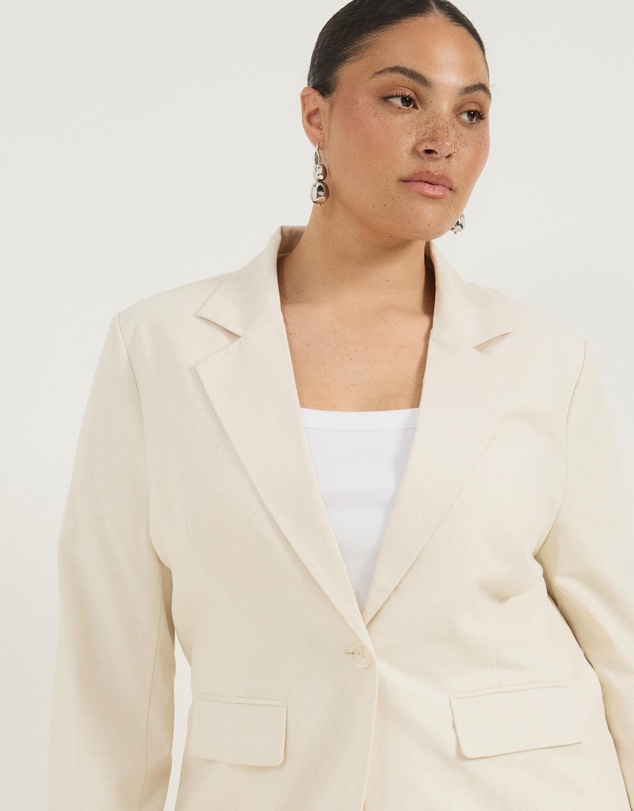 Atmos&Here Curvy - Harper Linen Blend Blazer
